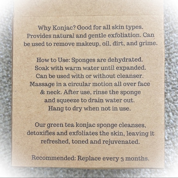 🌳Green Tea Konjac Facial Cleansing Sponge🌳 - Picture 4 of 5